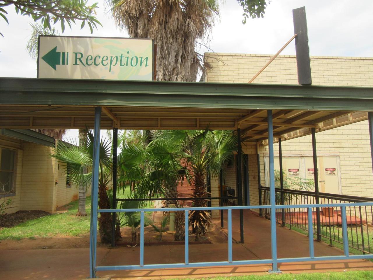 Dampier Mermaid Hotel Karratha Exteriör bild