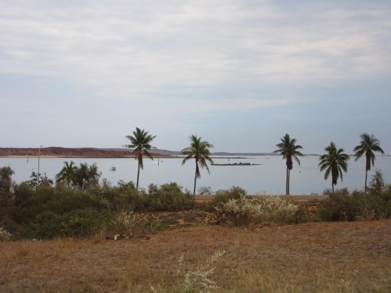 Dampier Mermaid Hotel Karratha Exteriör bild