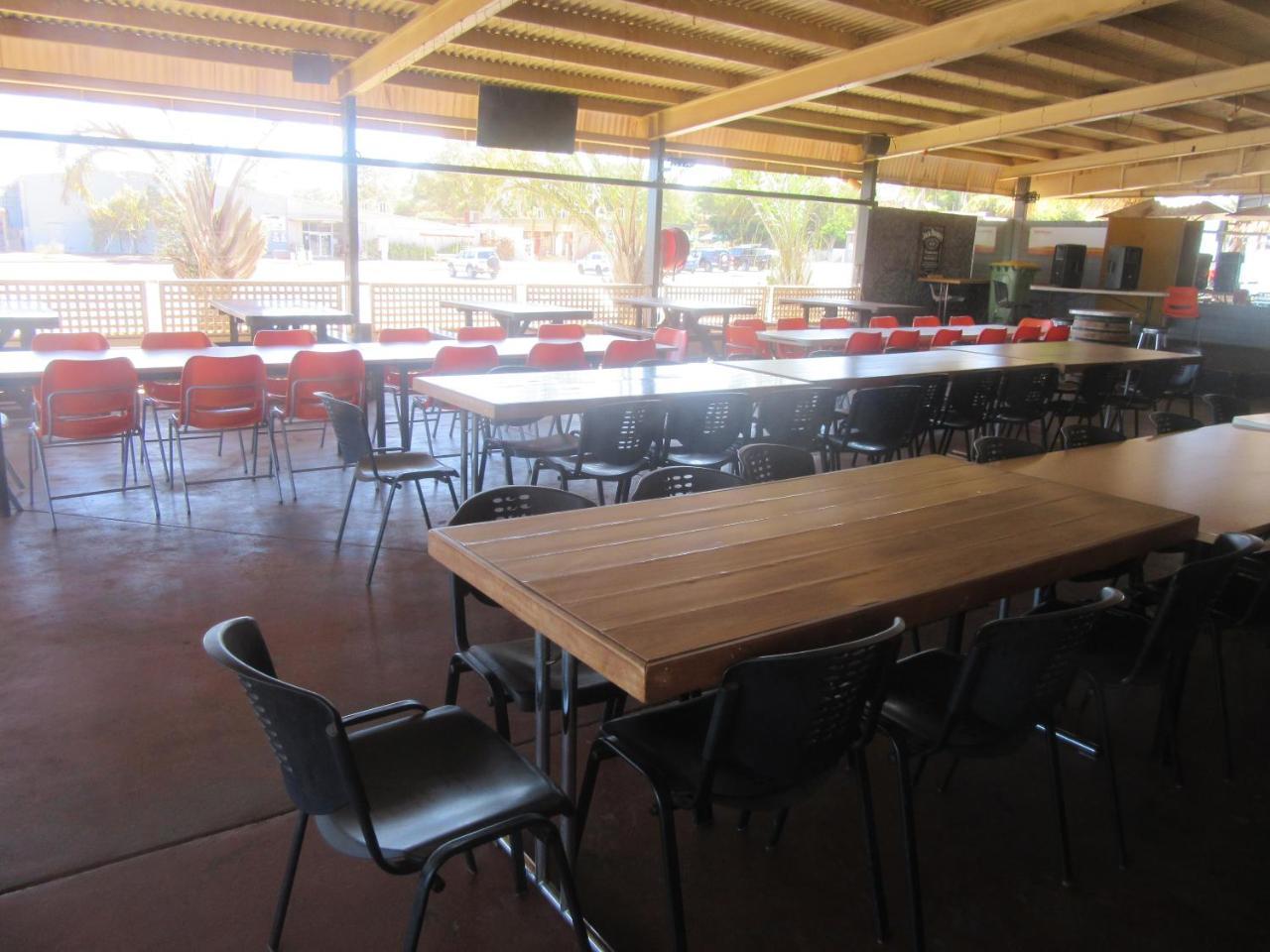 Dampier Mermaid Hotel Karratha Exteriör bild